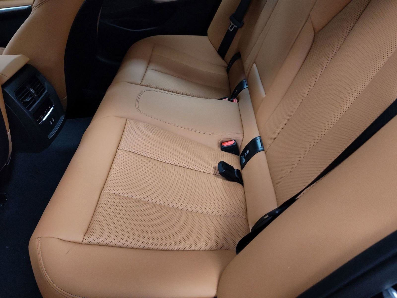 New 2026 BMW 330i xDrive Sedan w/ M Sport Package image 23