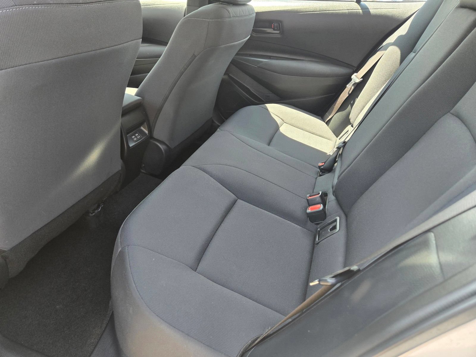 Used 2023 Toyota Corolla LE FWD image 16
