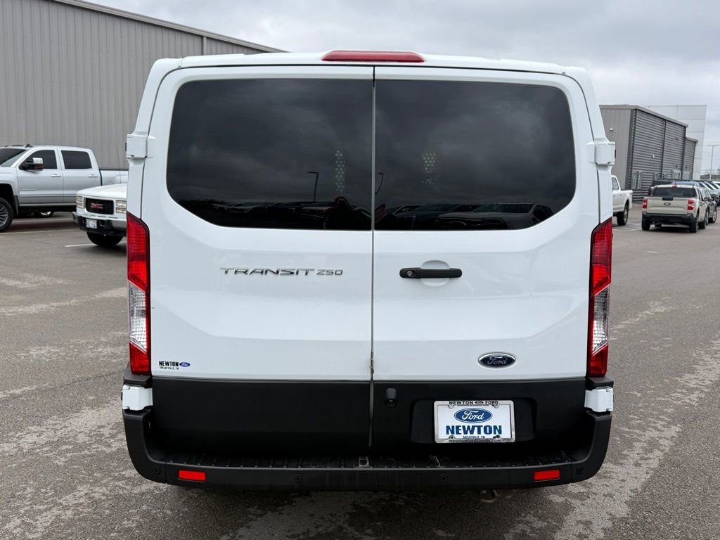 Used 2020 Ford Transit 250 Low Roof image 30