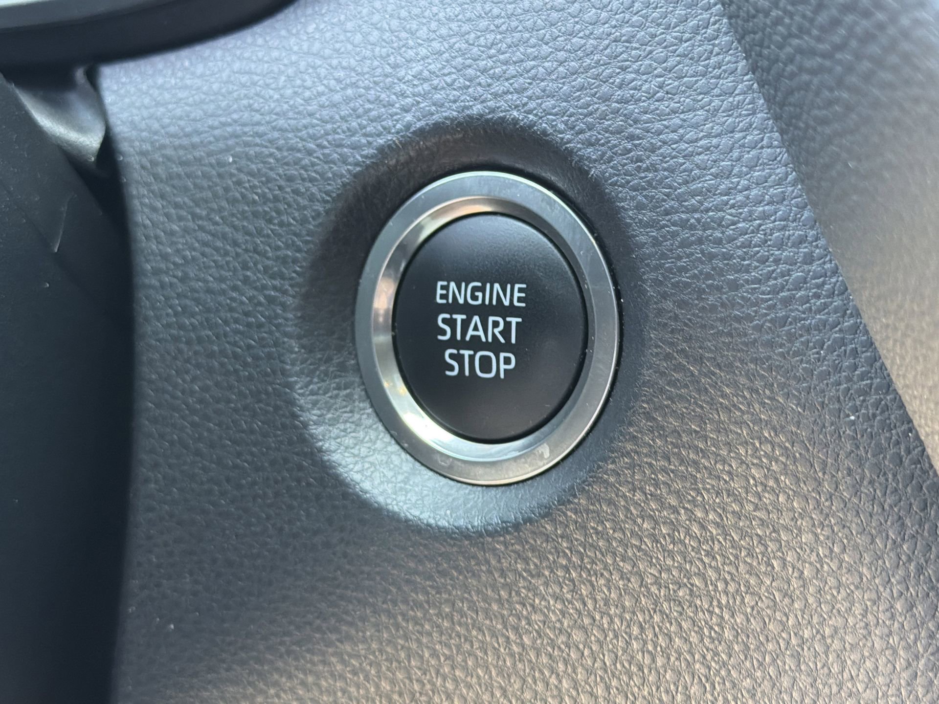 Used 2025 Toyota Corolla XSE image 10