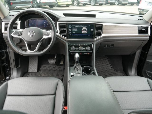 Certified 2023 Volkswagen Atlas SEL AWD/4WD image 23