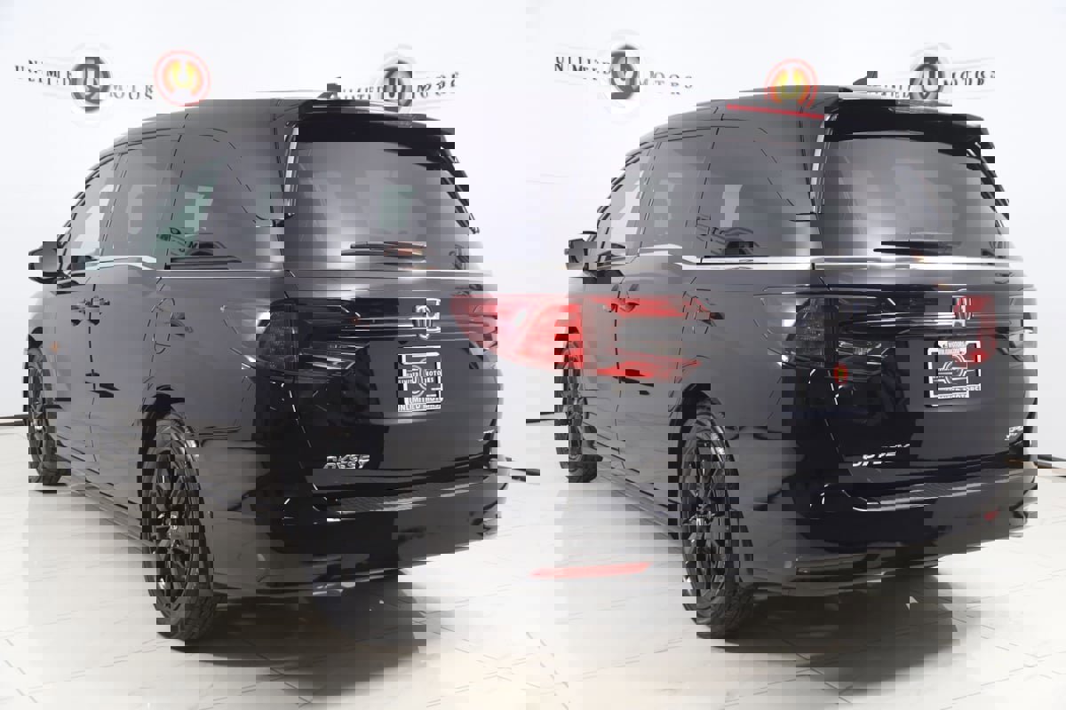 Used 2023 Honda Odyssey Sport image 4