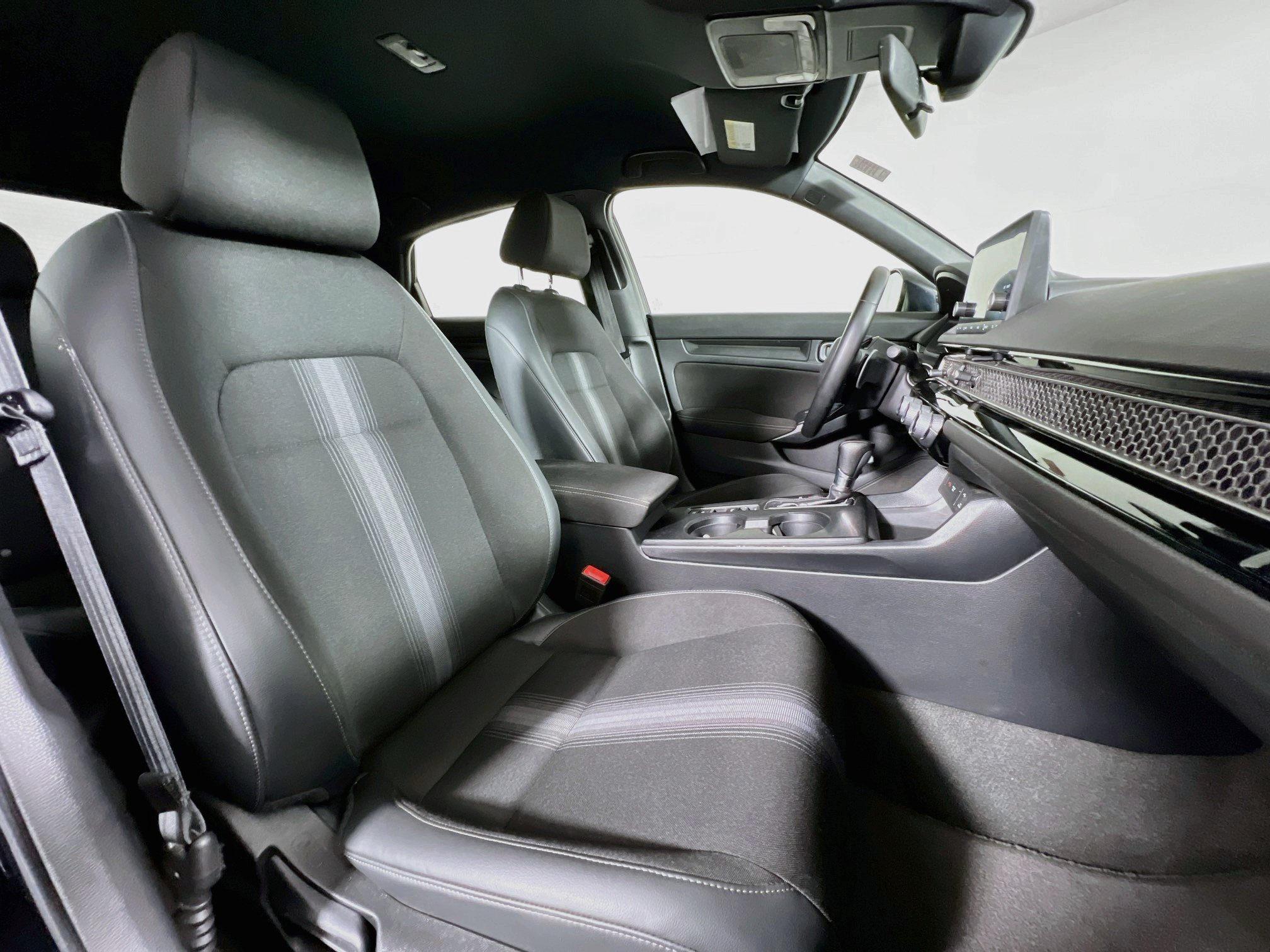 Used 2023 Honda Civic Sport image 15
