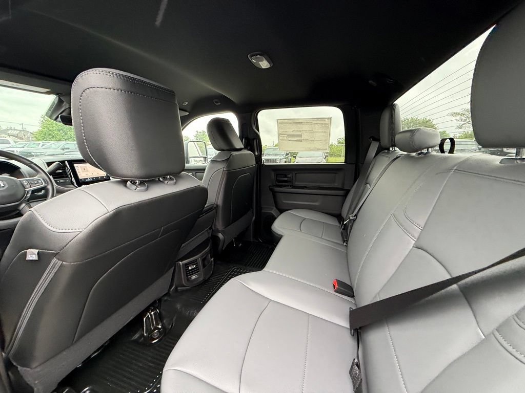 New 2026 RAM 3500 Tradesman AWD/4WD image 24