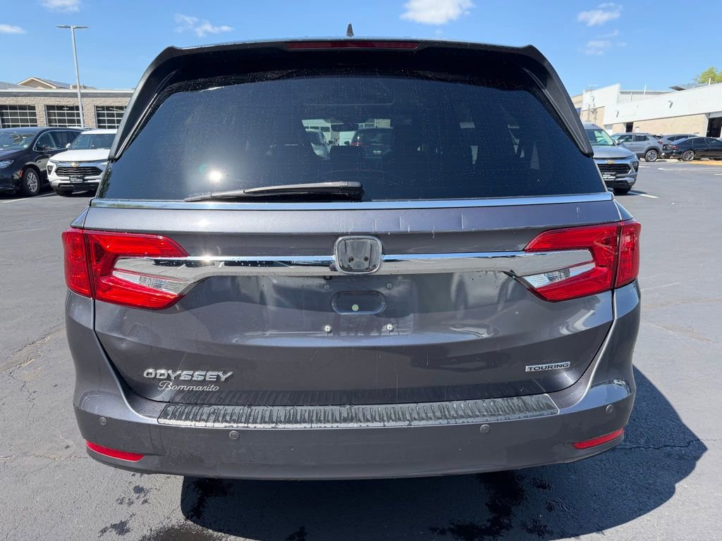 Used 2018 Honda Odyssey Touring image 8