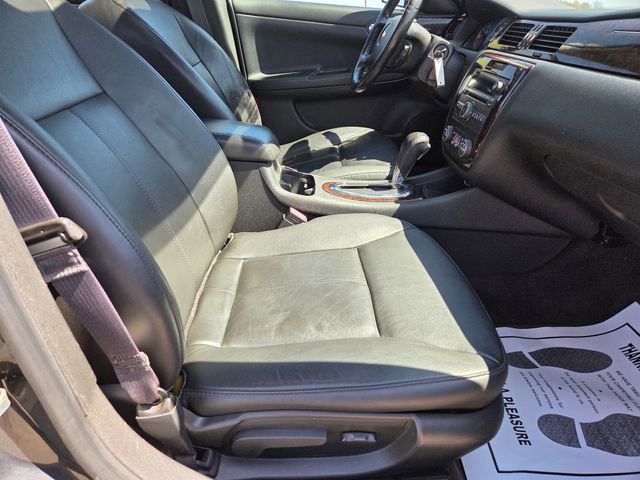 Used 2014 Chevrolet Impala LTZ FWD image 32