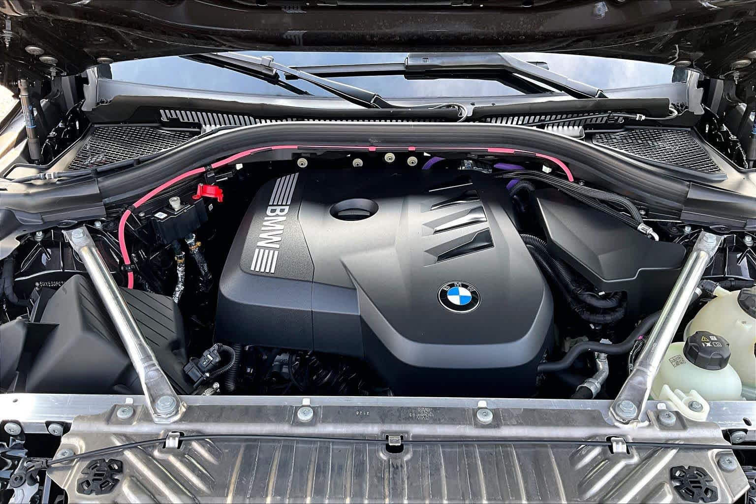 Used 2025 BMW X3 xDrive30i w/ Premium Package AWD/4WD image 33
