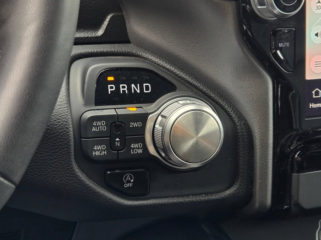 Used 2025 RAM 1500 Laramie AWD/4WD image 26