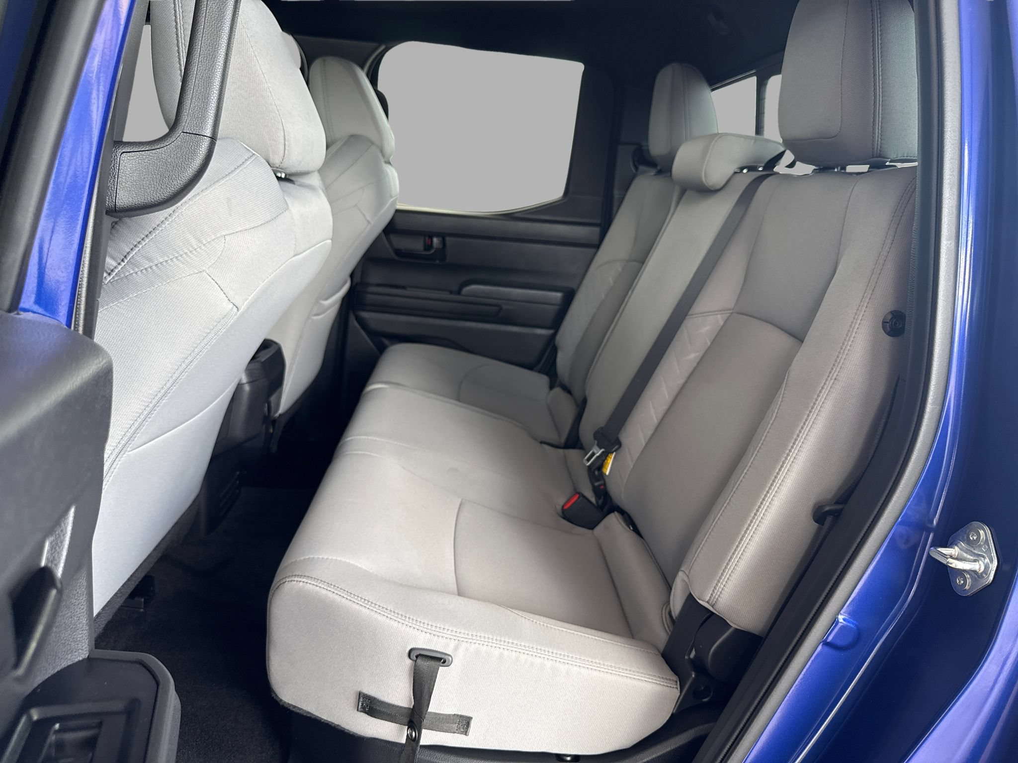 Used 2025 Toyota Tacoma SR5 AWD/4WD image 27