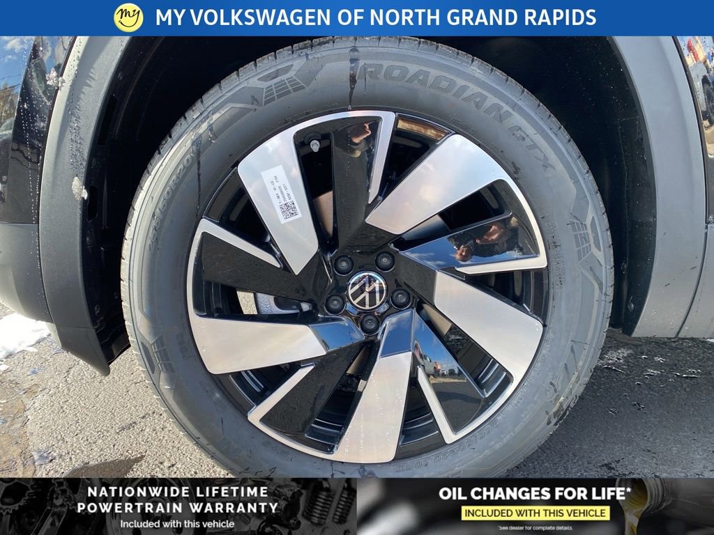 New 2026 Volkswagen Atlas Cross Sport SE image 5