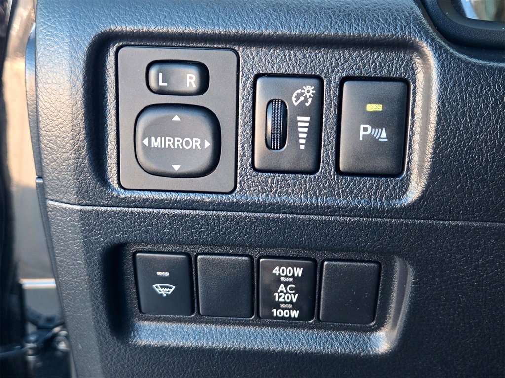 Used 2015 Toyota 4Runner Limited image 25