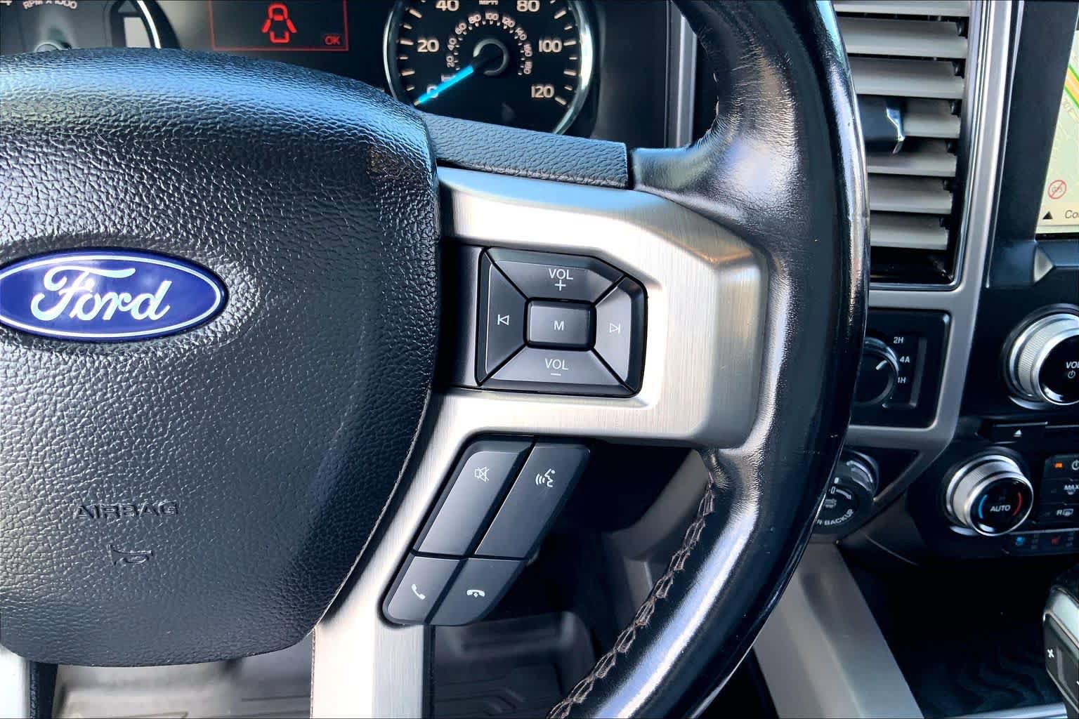 Used 2018 Ford F150 Platinum w/ Equipment Group 701A Luxury AWD/4WD image 21