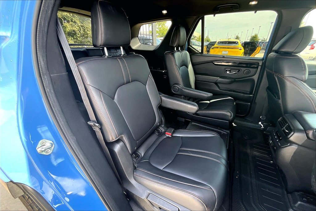 Used 2024 Honda Pilot TrailSport image 31