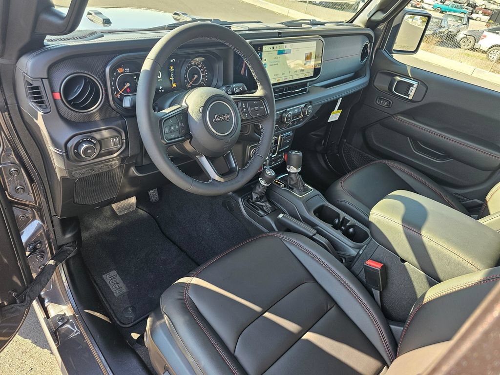 New 2025 Jeep Wrangler Unlimited Rubicon AWD/4WD image 2