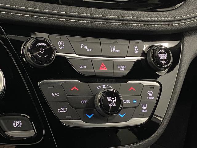 New 2026 Chrysler Pacifica Limited w/ S Appearance Package image 29