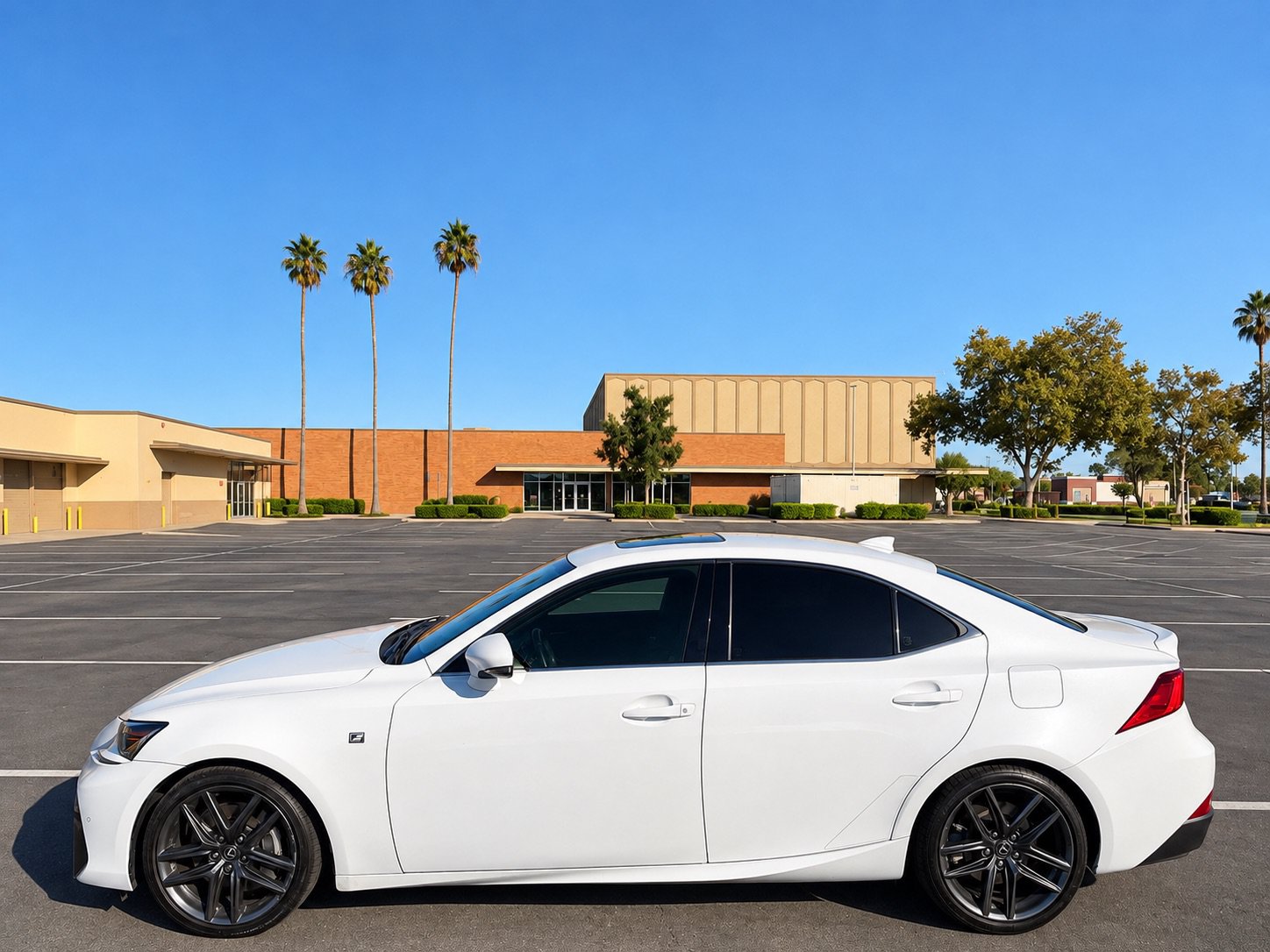 Used 2018 Lexus IS 300 F Sport RWD image 4