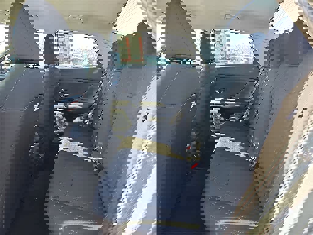 New 2026 Hyundai Elantra SE image 8