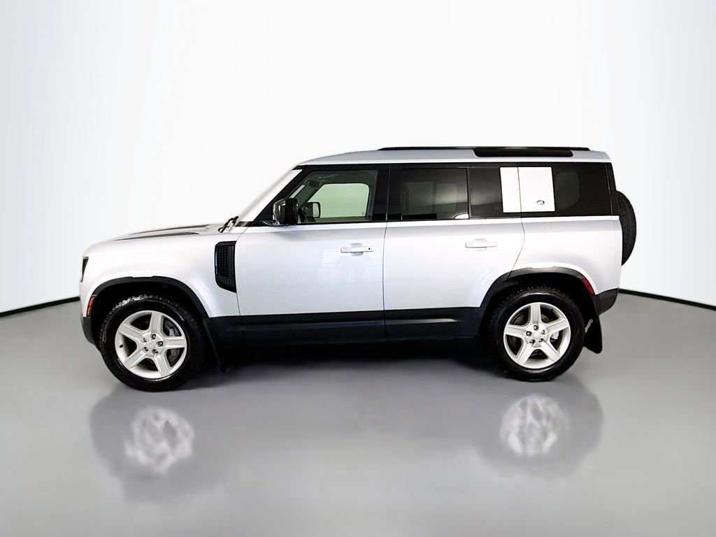 Used 2022 Land Rover Defender 110 SE AWD/4WD image 2