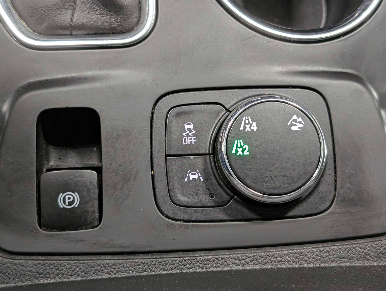 Used 2021 Chevrolet Traverse LT image 27