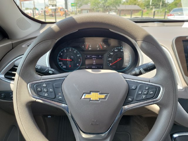 Used 2025 Chevrolet Malibu LT FWD image 23