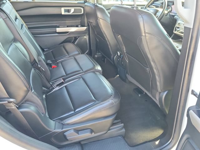 Certified 2023 Ford Explorer XLT w/ Equipment Group 202A AWD/4WD image 18