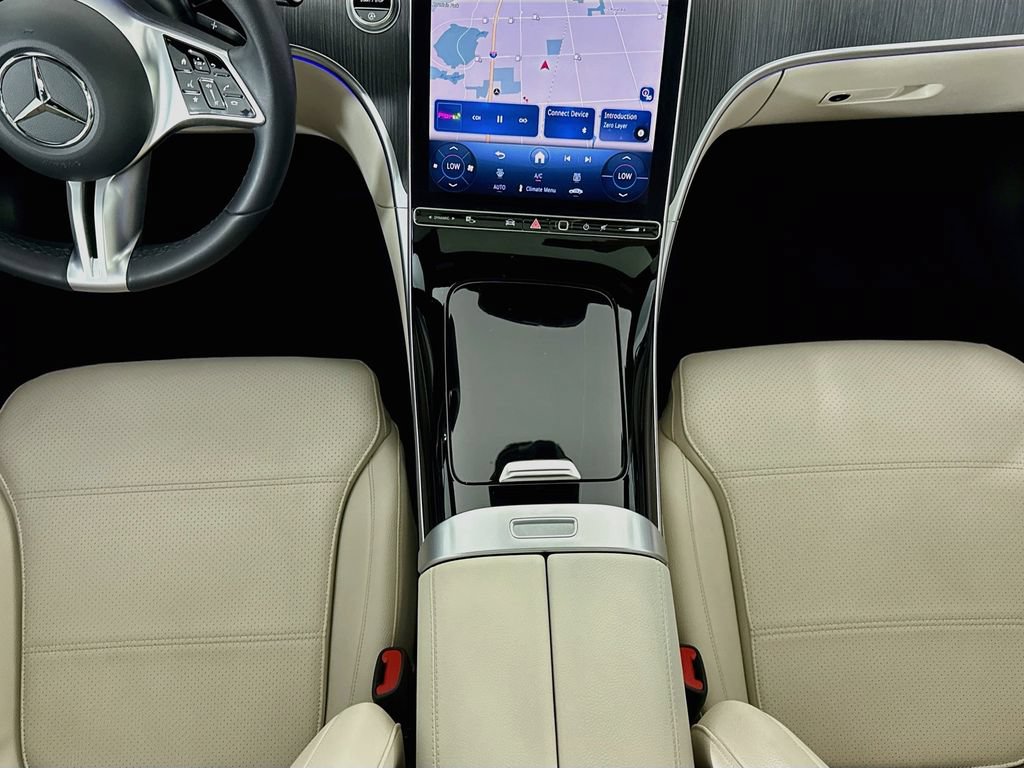 Certified 2025 Mercedes-Benz C 300 Sedan image 17