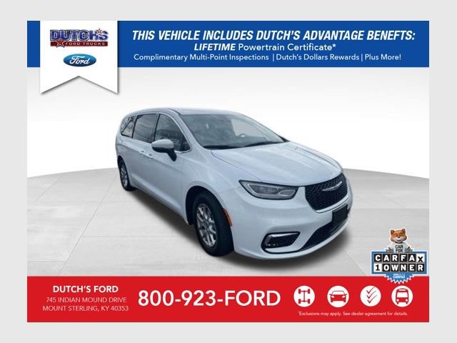 Used 2023 Chrysler Pacifica Touring-L image 1