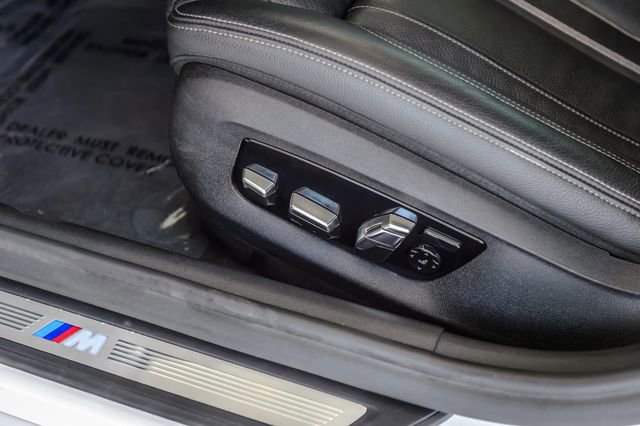 Used 2018 BMW 540i w/ M Sport Package RWD image 42