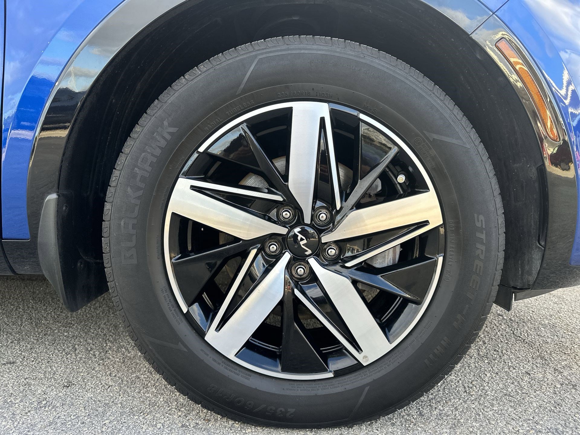 Certified 2022 Kia Sorento EX FWD image 18