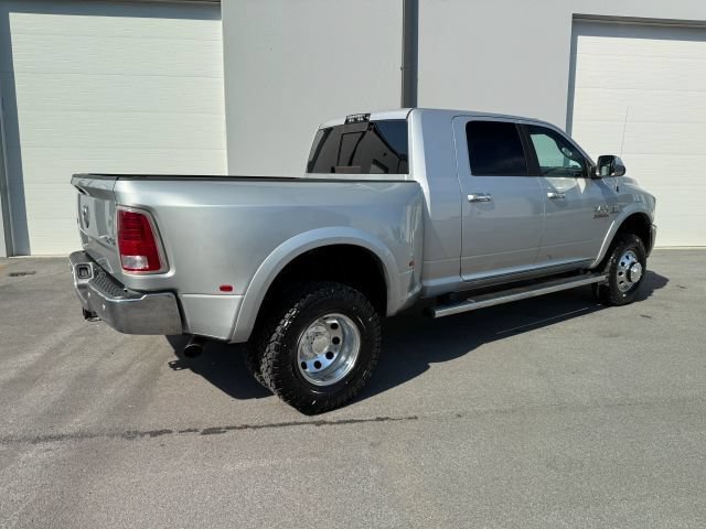 Used 2018 RAM 3500 Laramie AWD/4WD image 9