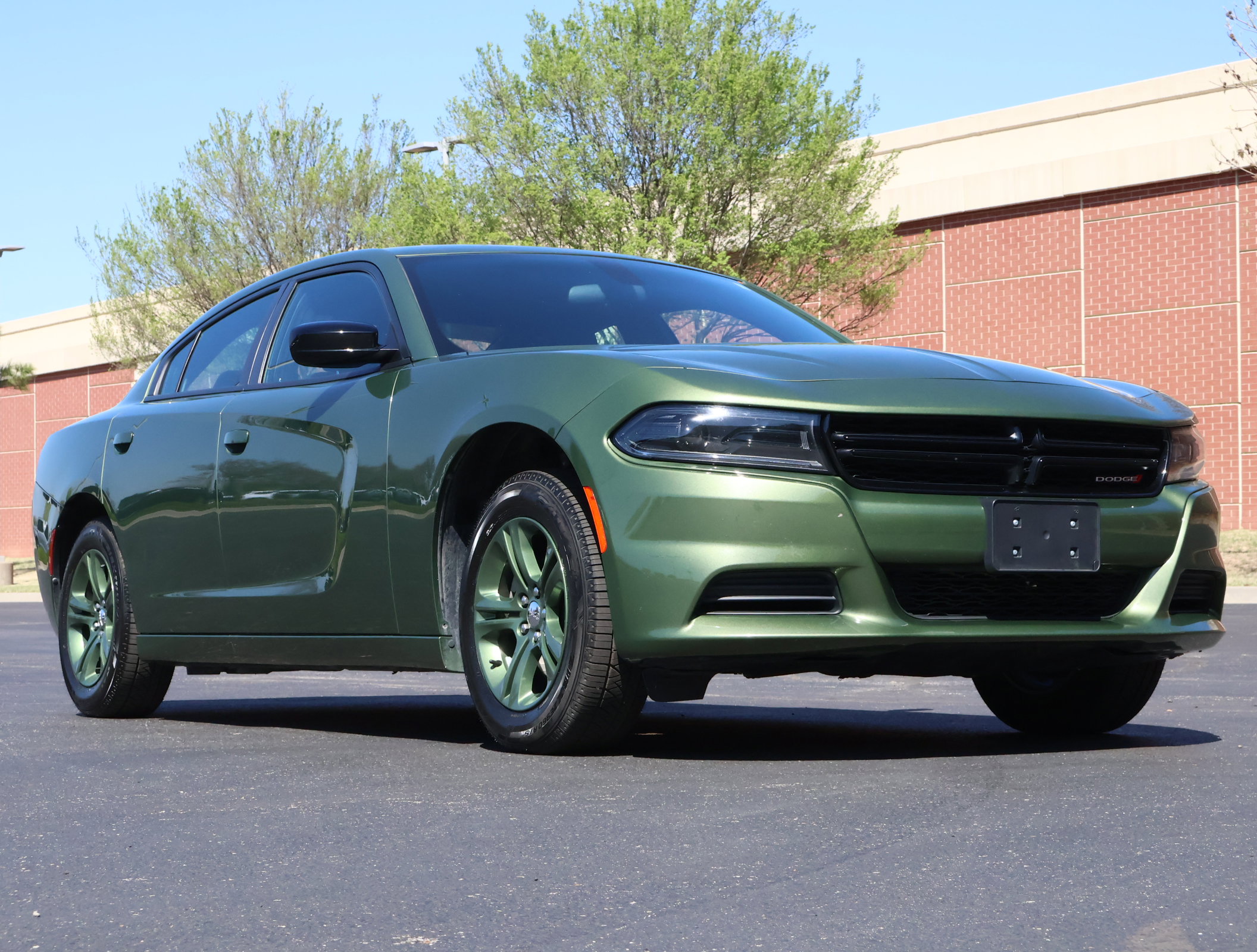 Used 2023 Dodge Charger SXT image 1