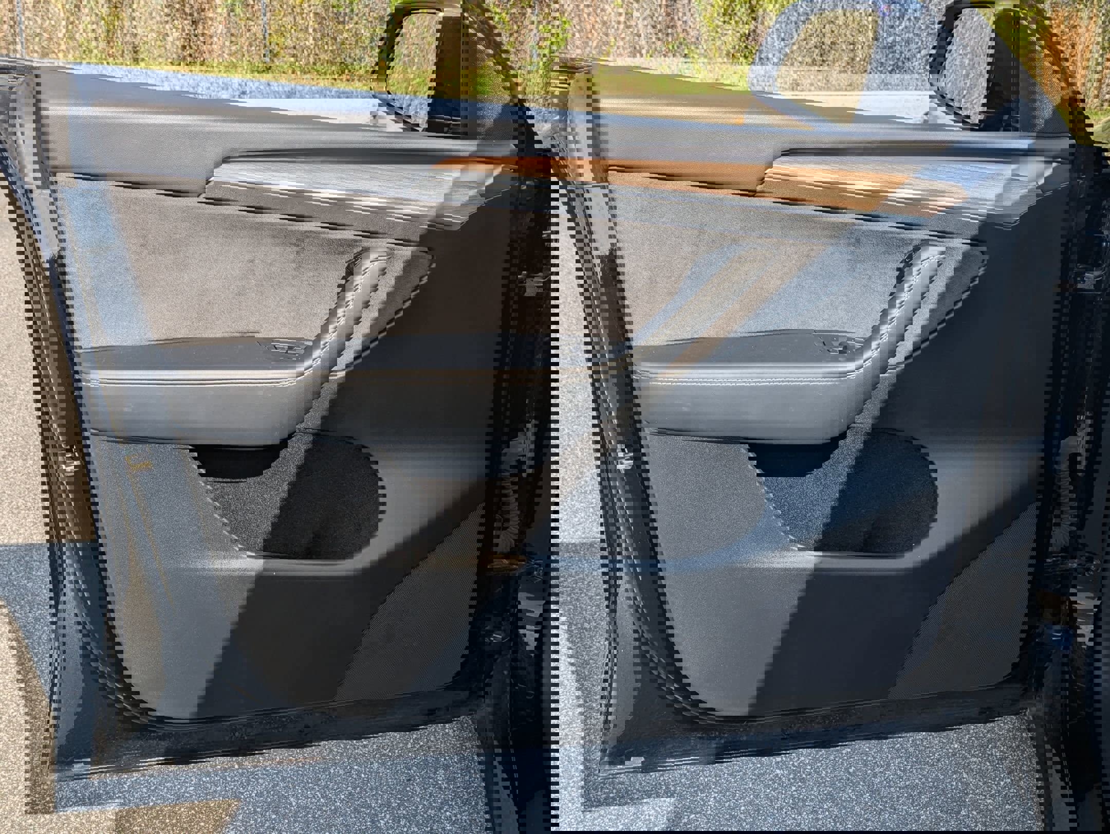 Used 2023 Tesla Model Y Performance image 17