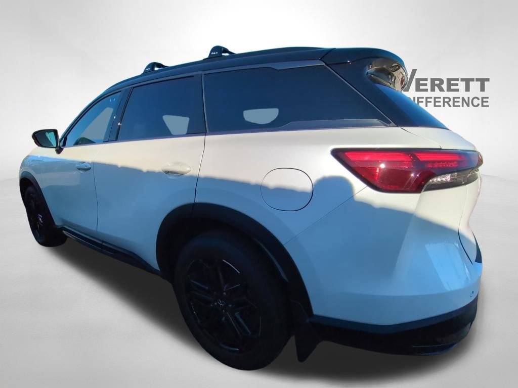 Used 2026 INFINITI QX60 Sport w/ Dark Cargo Package image 6