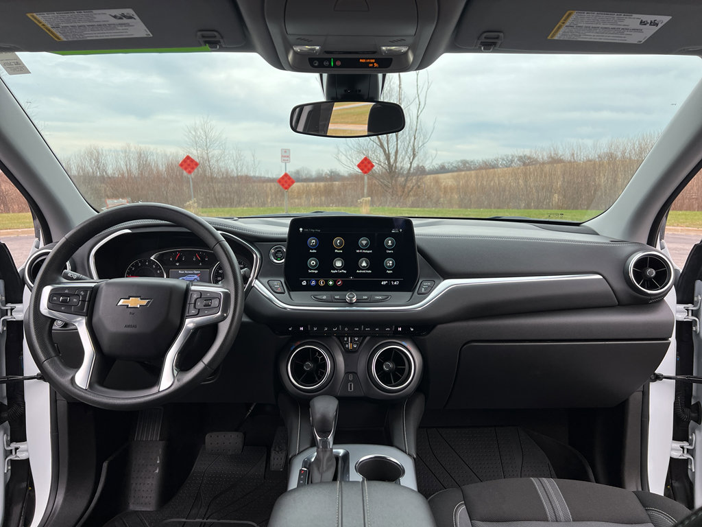 Used 2024 Chevrolet Blazer LT w/ Driver Confidence Package image 19