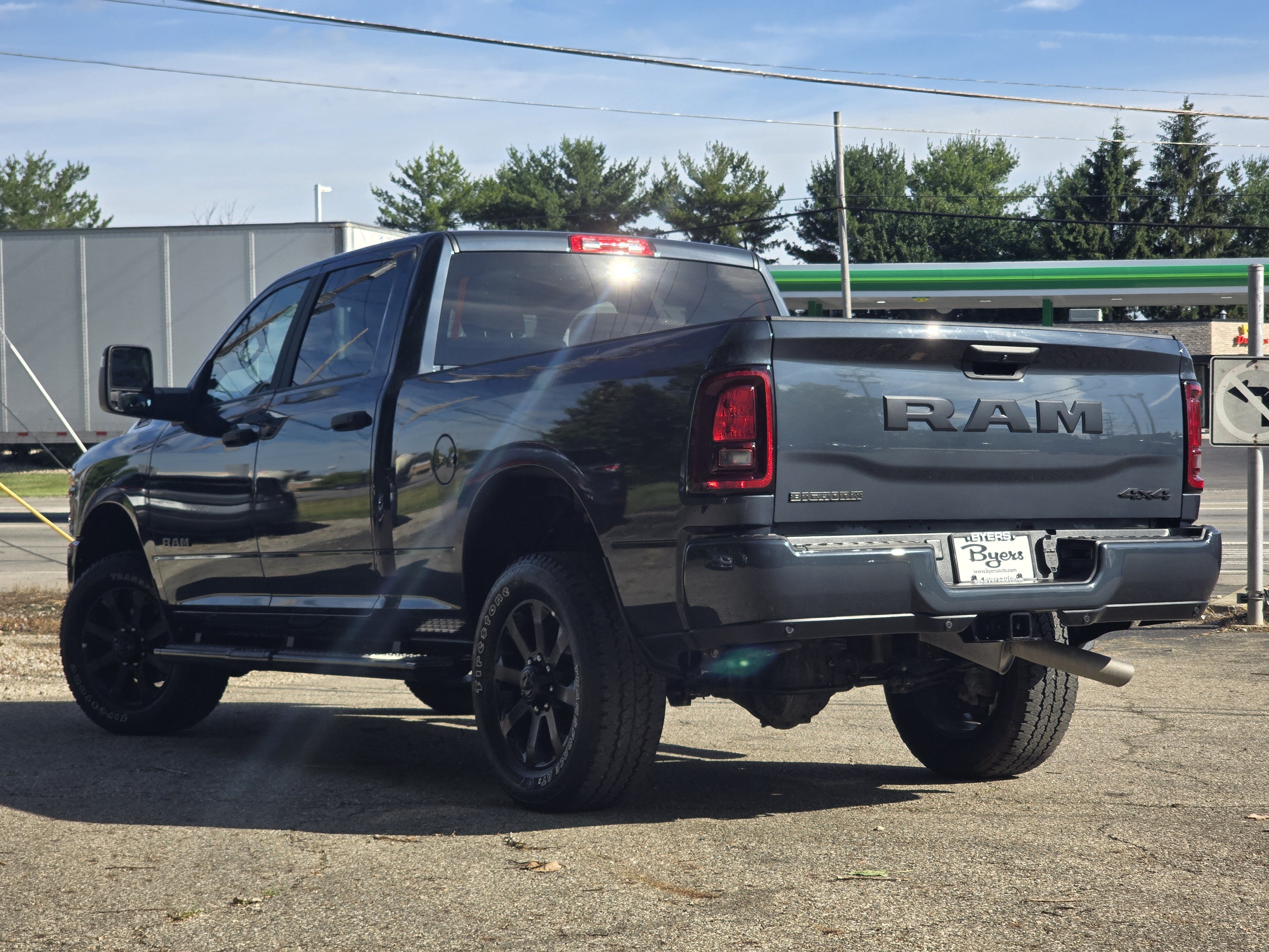 Used 2025 RAM 2500 Big Horn AWD/4WD image 5