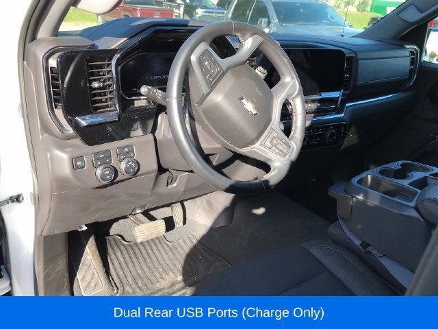 Certified 2024 Chevrolet Silverado 1500 LT AWD/4WD image 3