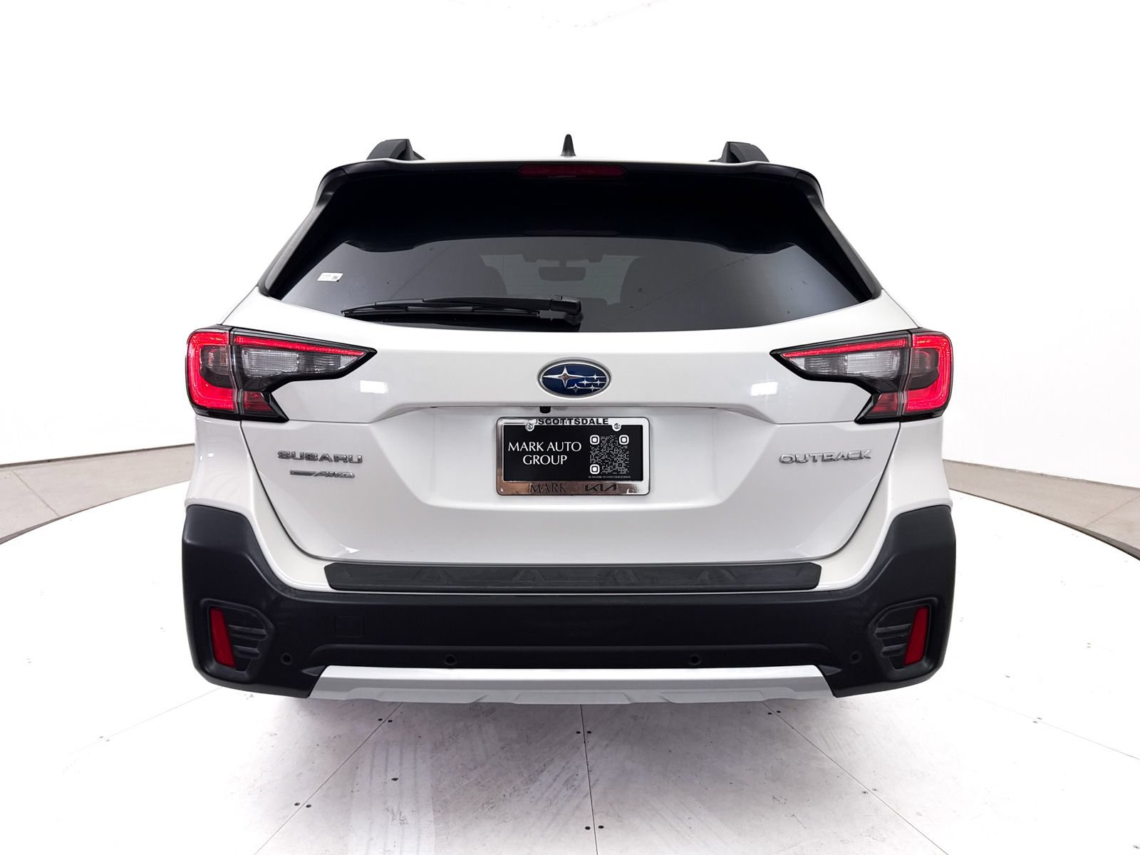 Used 2020 Subaru Outback Limited AWD/4WD image 17