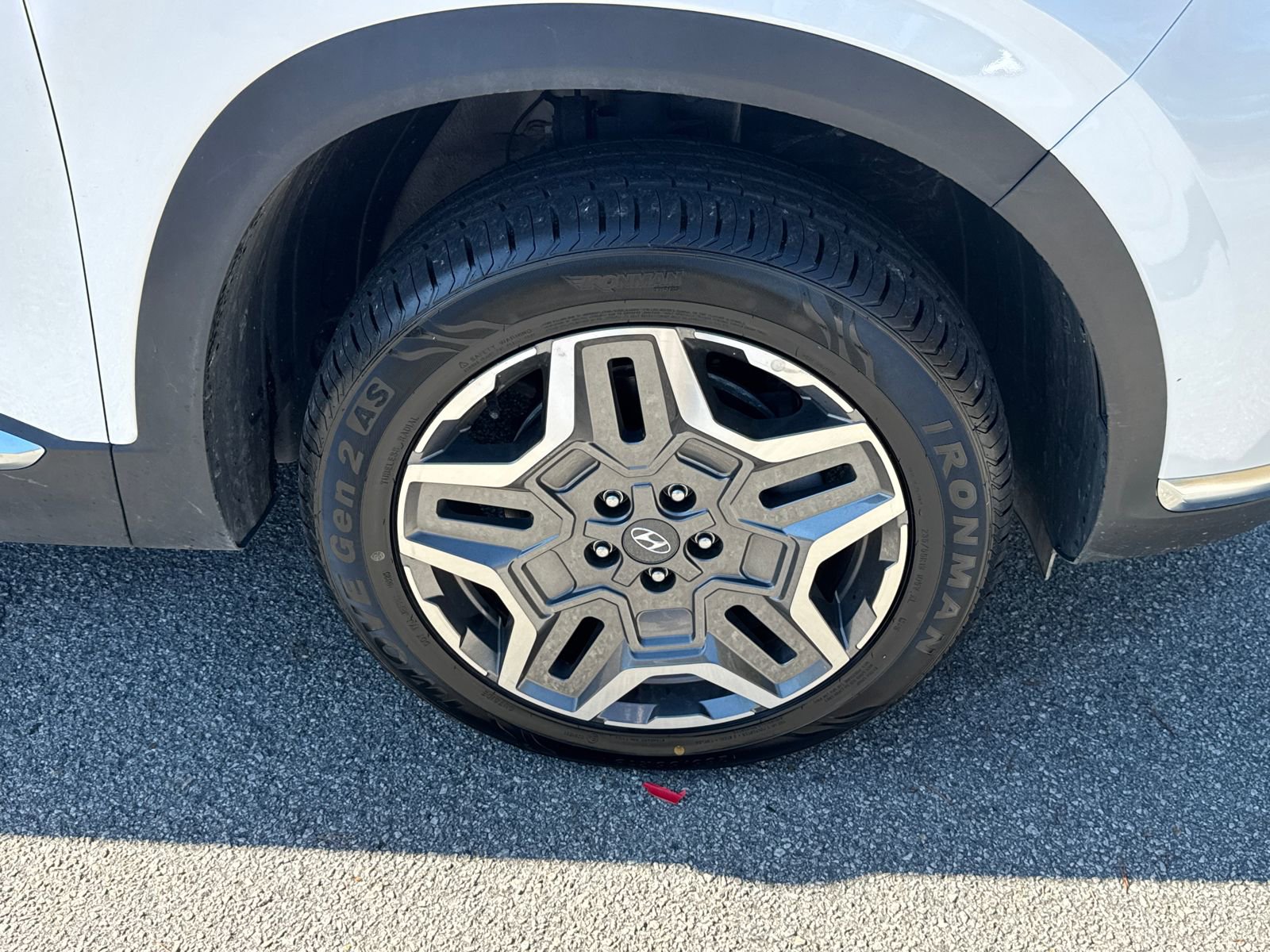 Used 2023 Hyundai Santa Fe SEL Convenience image 12