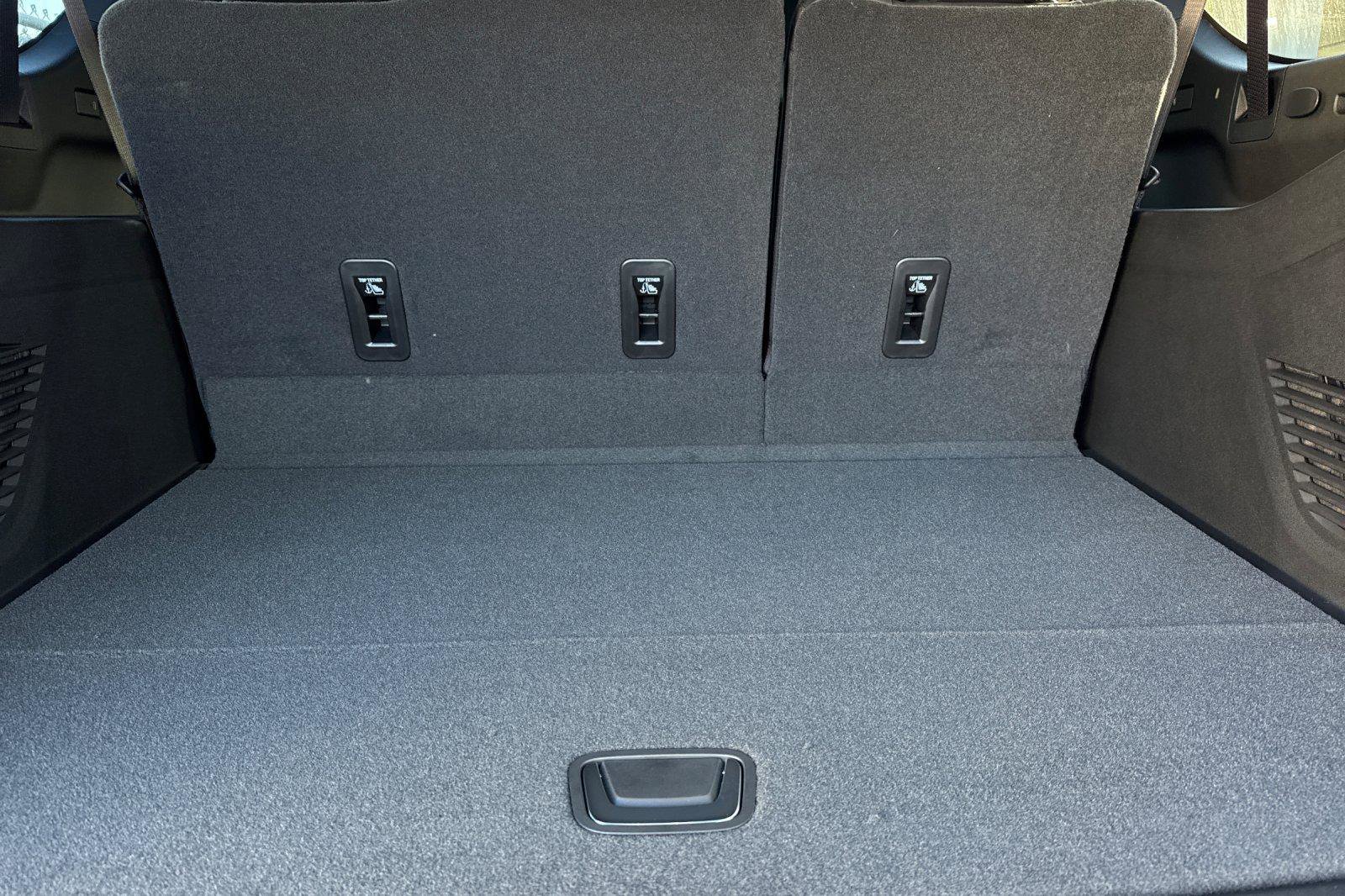 New 2026 Chevrolet Suburban High Country image 21