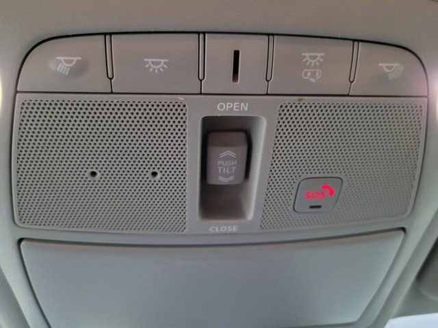 Used 2020 Nissan Rogue SL image 47