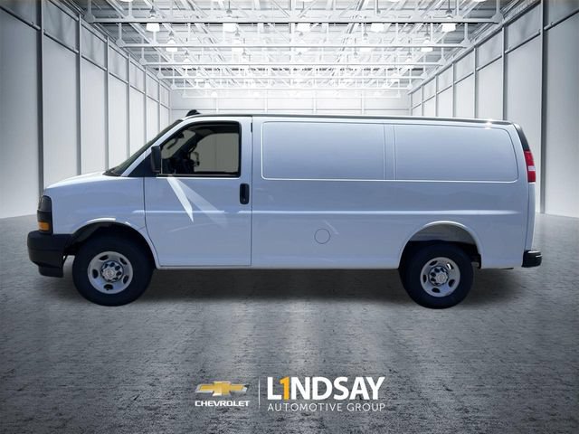 New 2026 Chevrolet Express 2500 w/ Driver Convenience Package RWD image 5