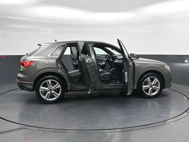 Used 2022 Audi Q3 2.0T Premium Plus AWD/4WD image 38