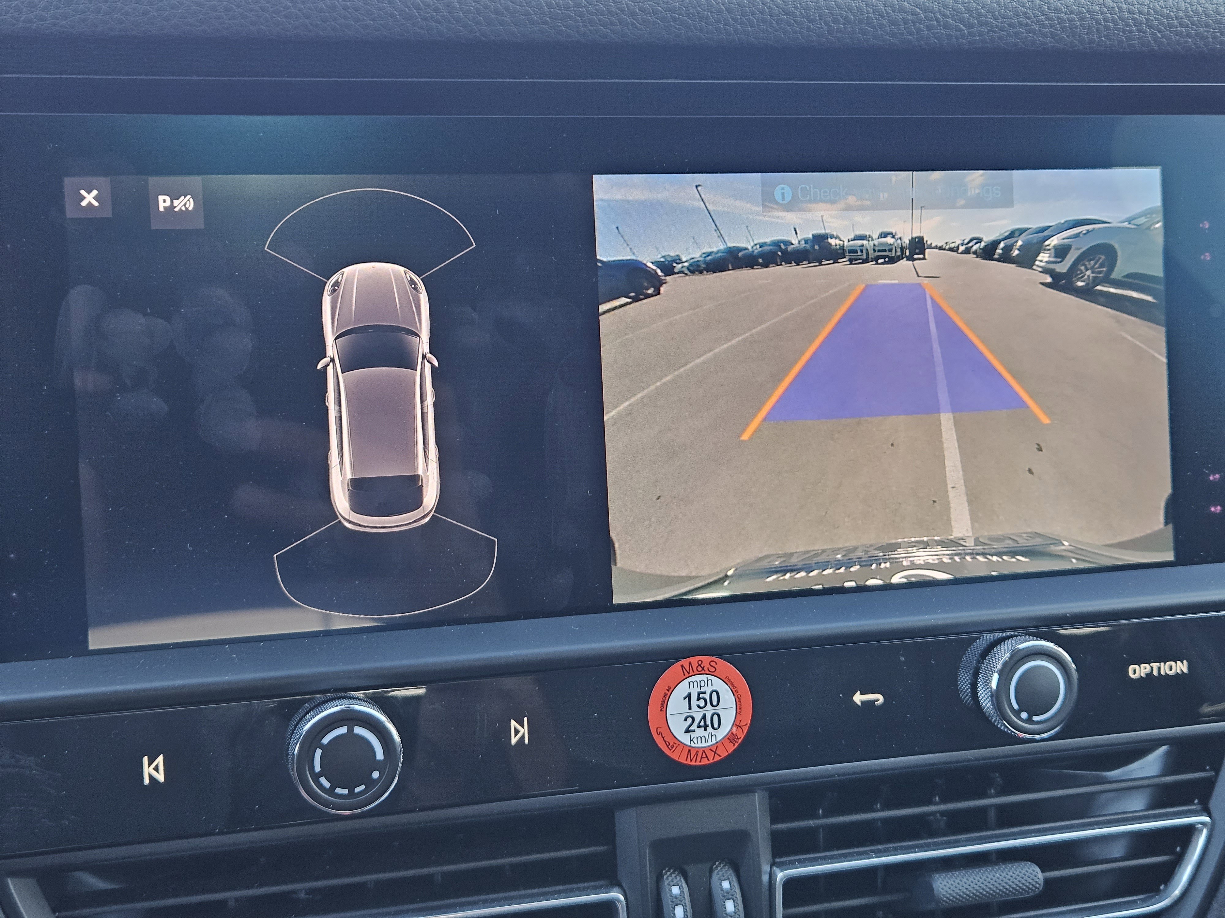 Certified 2025 Porsche Macan image 18