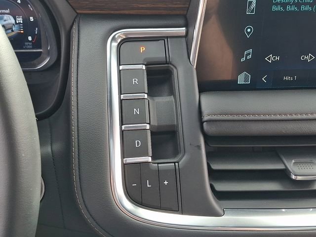 Used 2024 Chevrolet Suburban High Country image 16