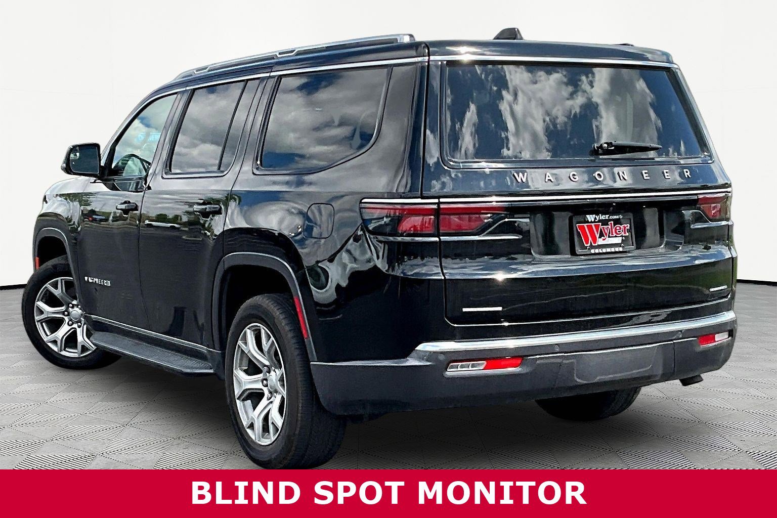 Used 2022 Jeep Wagoneer Series II AWD/4WD image 4