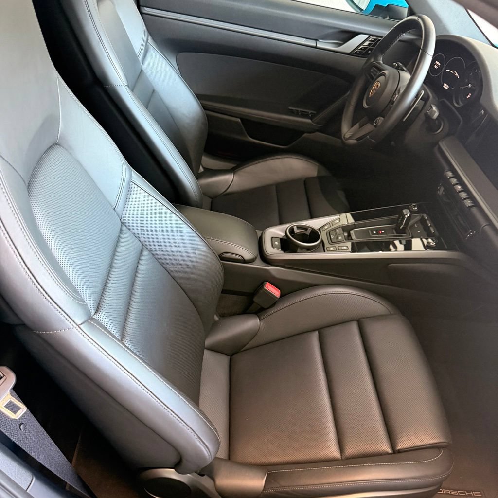 Used 2020 Porsche 911 Carrera S RWD image 5