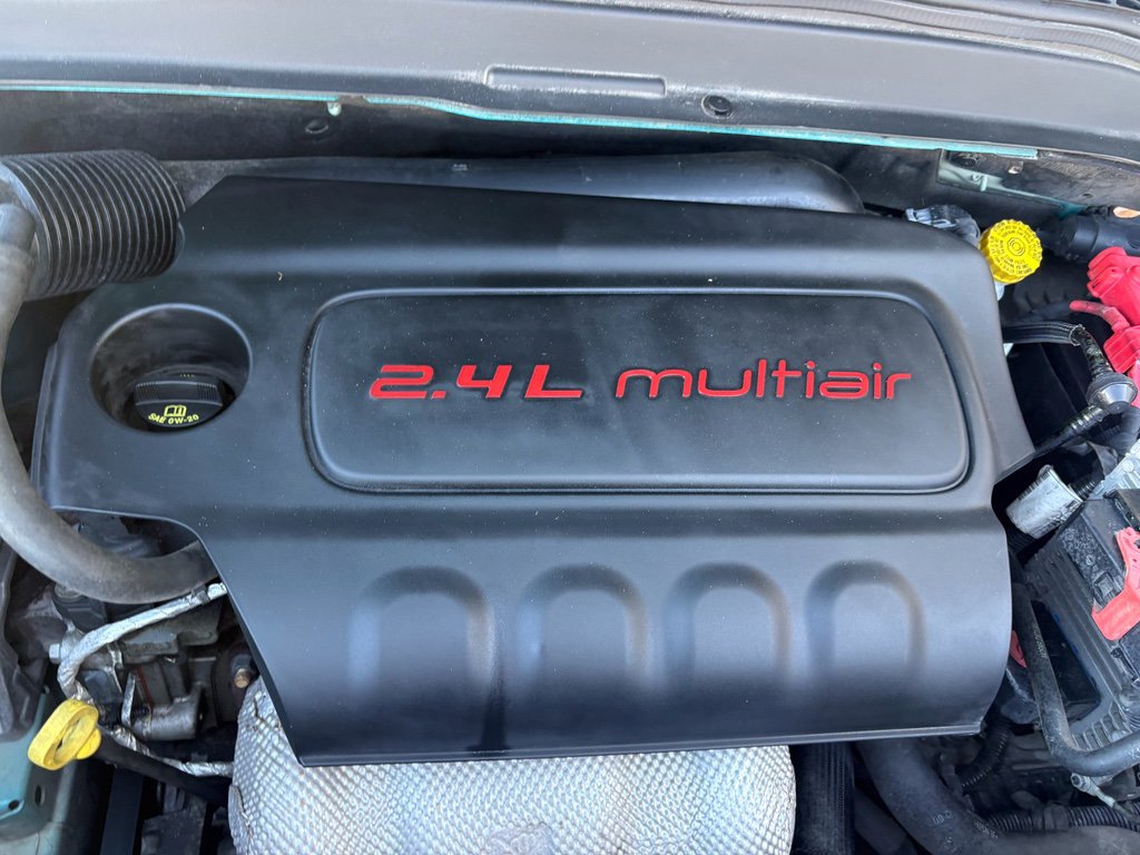 Used 2020 Jeep Renegade Latitude FWD image 28