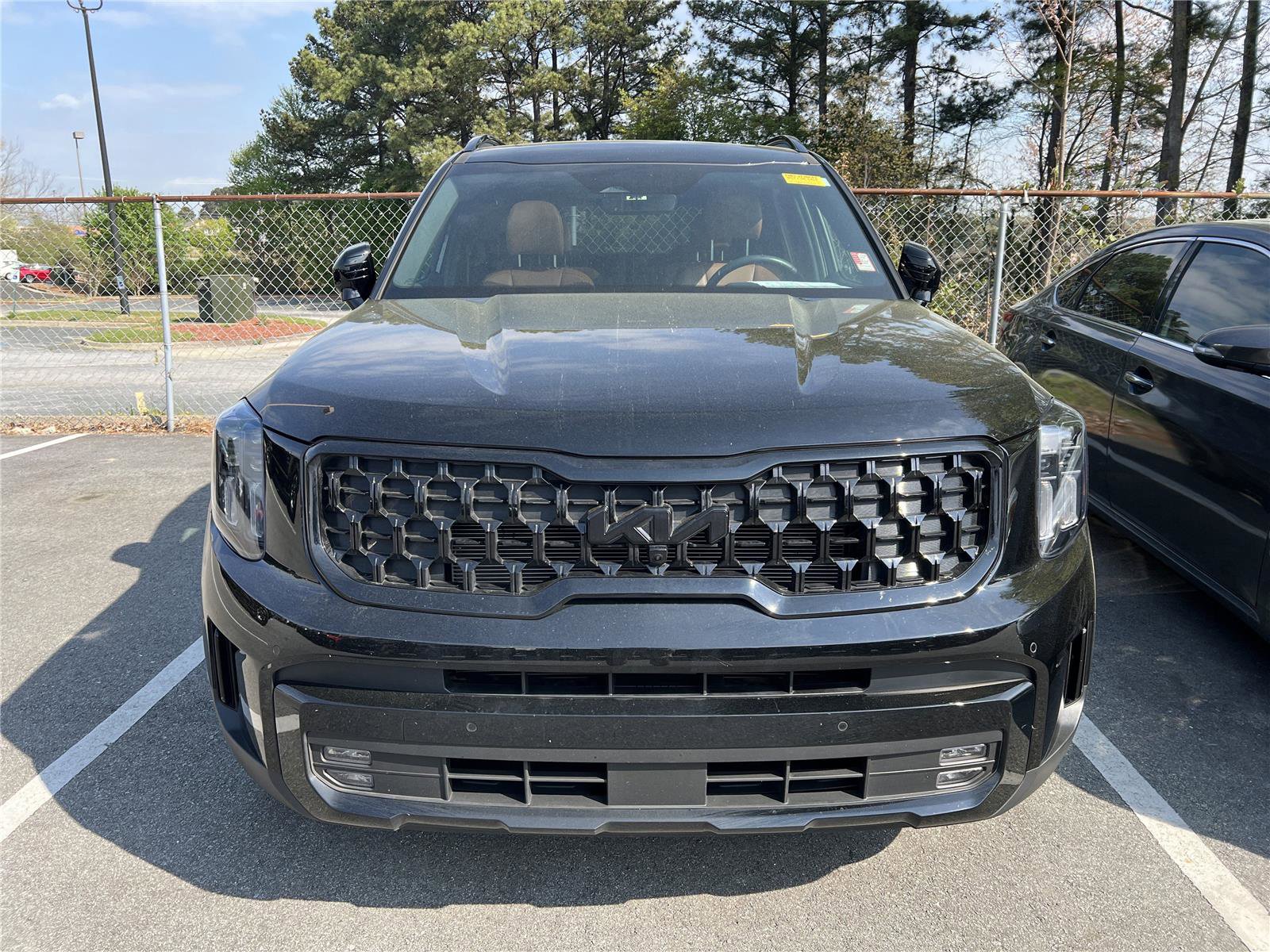 Used 2025 Kia Telluride SX X-Line image 3