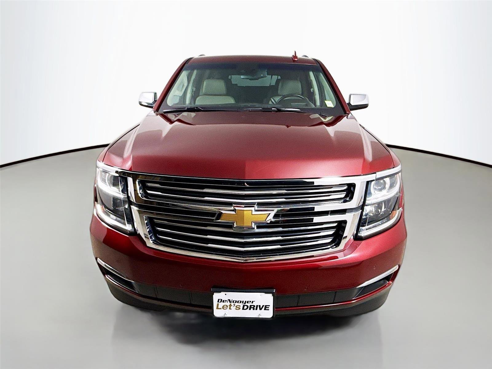 Used 2019 Chevrolet Suburban Premier AWD/4WD image 4