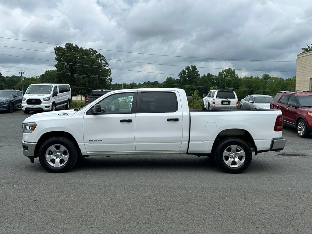Used 2023 RAM 1500 Big Horn AWD/4WD image 3